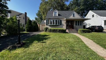 712 Galloping Hill Road, Roselle Park, NJ 07204