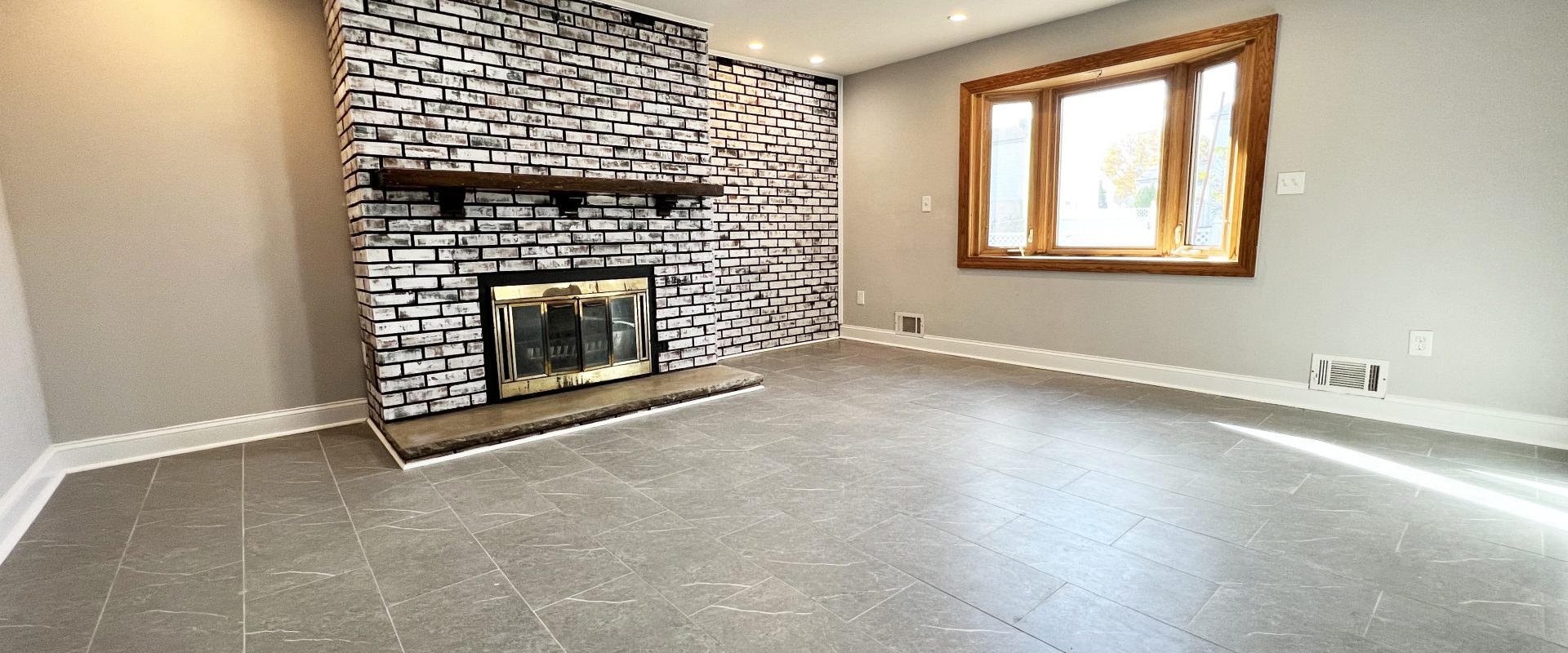 93 Roosevelt Ave Colonia, NJ 07067