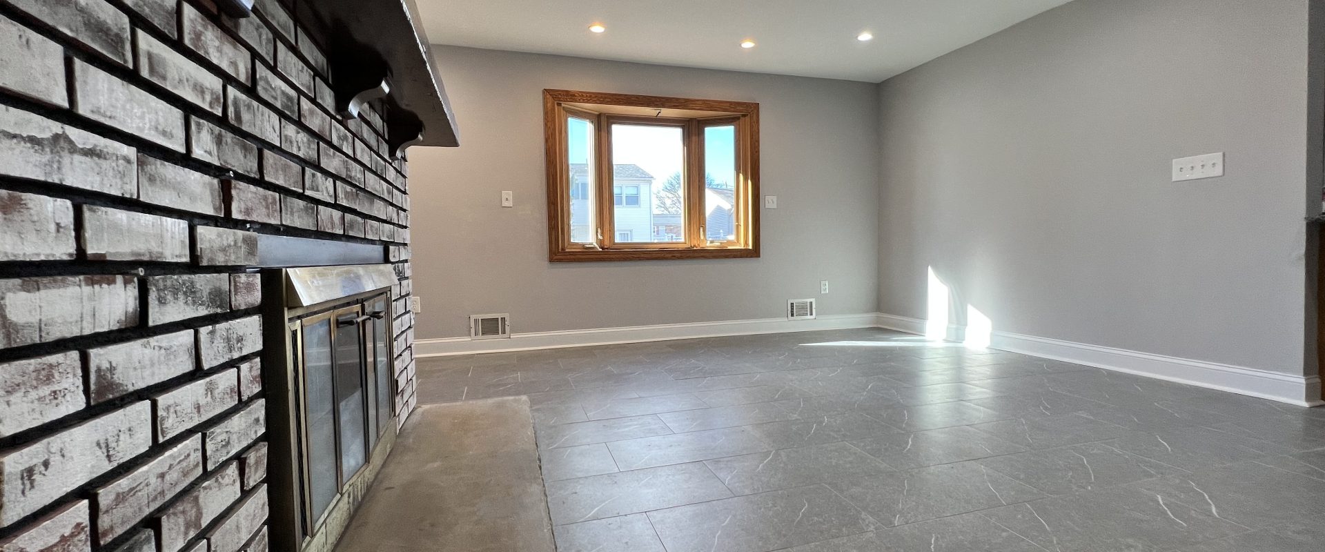93 Roosevelt Ave Colonia, NJ 07067