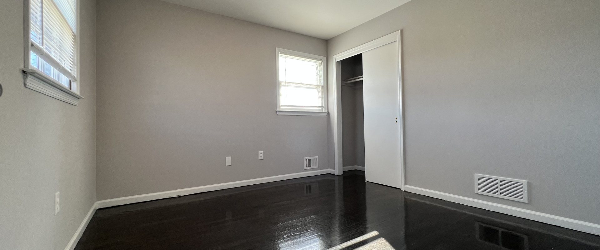 93 Roosevelt Ave Colonia, NJ 07067