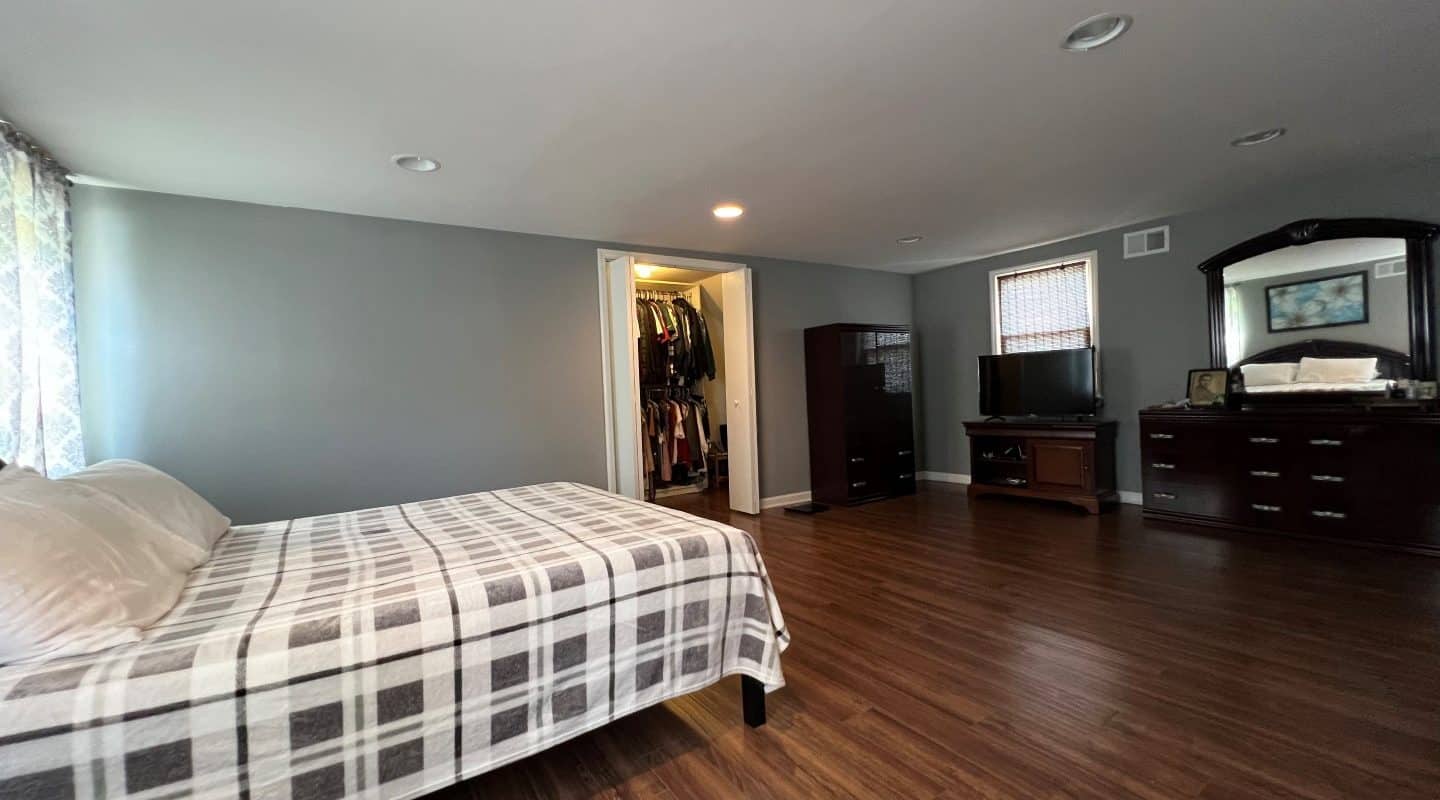 1305 State Street, Hillside New Jersey 07205